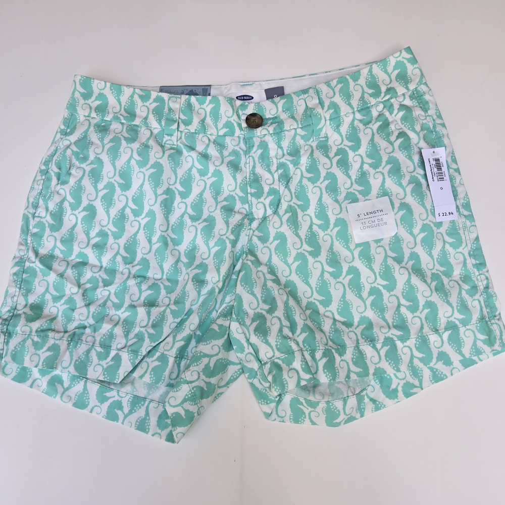 Old Navy Women’s Size 0 Chino Cotton Seahorse Print White Aqua Green Shorts NWT
